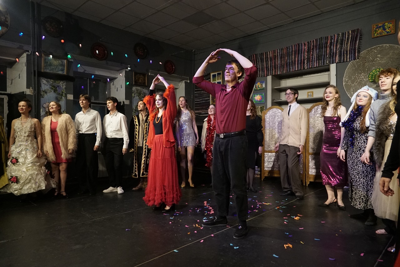 Концерт жестовой песни «Старые песни о главном» в ЕГТИ