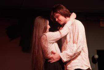 Зачет по актерскому мастерству сдали студенты 2 курса ЕГТИ мастерской А.В. Блиновой