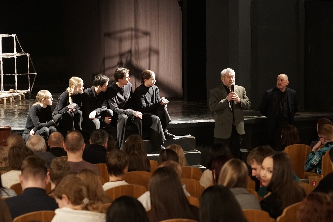 Встреча с ветераном Евгением Бунтовым ко Дню защитника Отечества