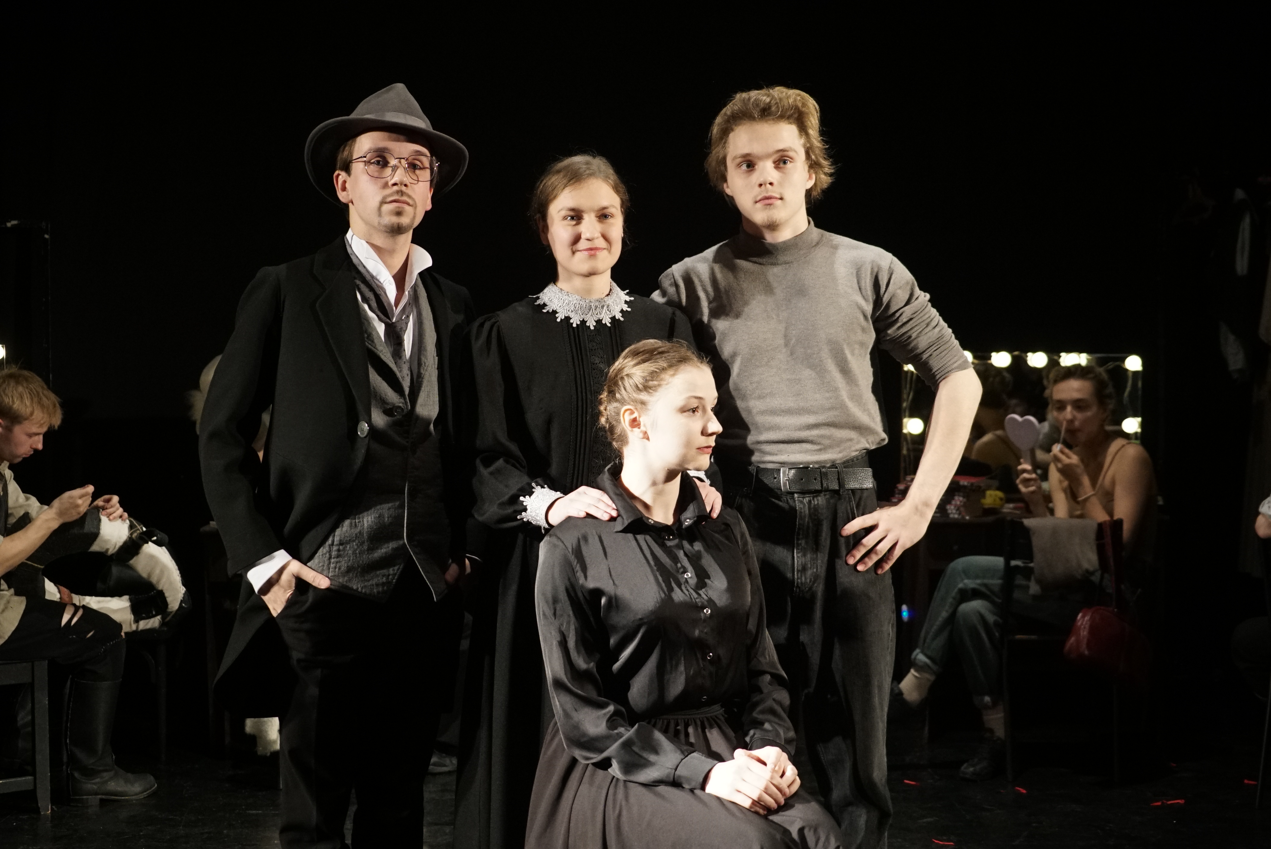 Студенты ЕГТИ представили премьеру «Чайка. Монологи»