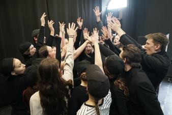 Экзамен по актерскому мастерству сдали студенты 1 курса ЕГТИ мастерской А.А. Нестеренко