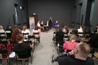 Спектакль под ключ